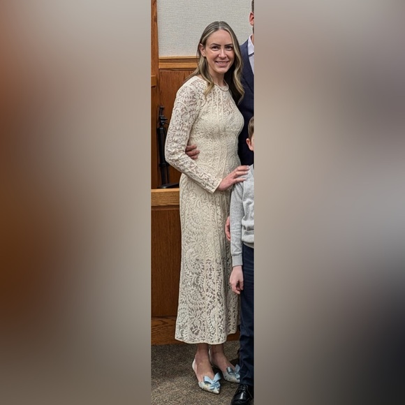 EUC Zimmermann Devi Lace Long-Sleeve Midi Dress - Picture 8 of 8